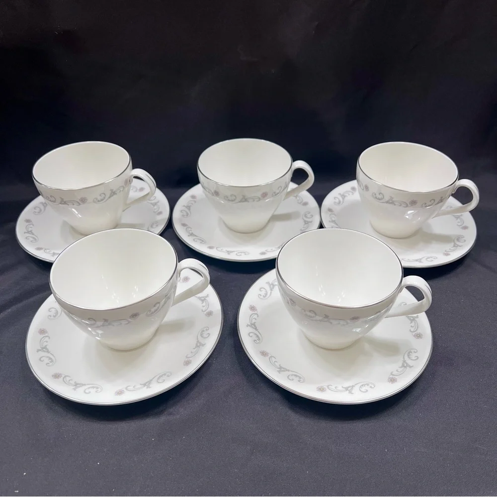 Royal Worcester questions leave